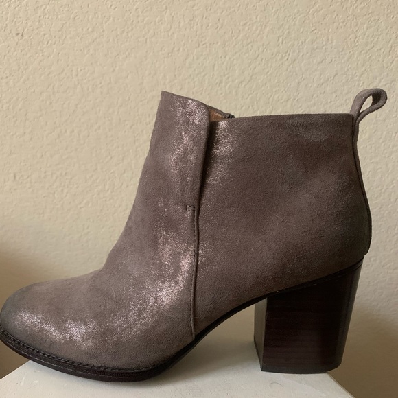 Grey Metallic Sofft Booties - Picture 3 of 6